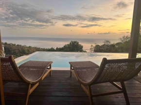 Hillside Chalet with panoramic views